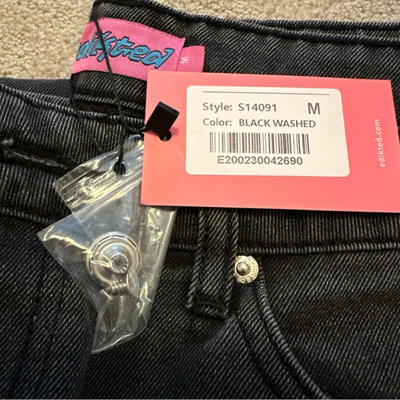 NWT Edikted Raelynn low rise jeans - Picture 3 of 12